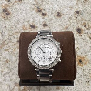 Beautiful watch used to be my mother’s